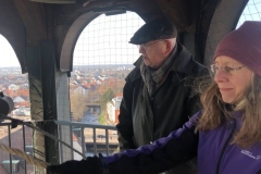 ... von Hand geläutet von Herrn Willi Kleinfeld und seiner Assistentin Ariane Blappert.