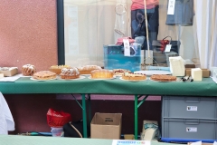 Das Kuchenbuffet nimmt Gestalt an ...