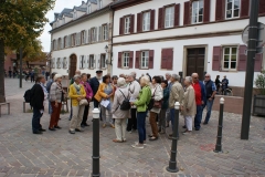 … vorbei an der Thomas-Kirche in Richtung des Stadtzentrums.