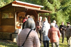 In der spätherbstlichen Sonne wurde noch eifrig diskutiert ...